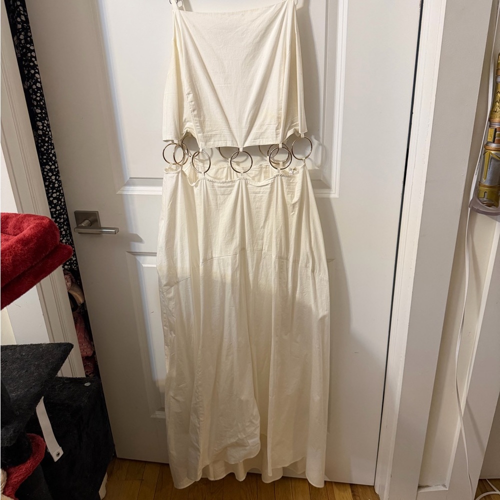 Fashion to Figure Cream Dress with Ring Accents Size 1. - Picture 2 of 7